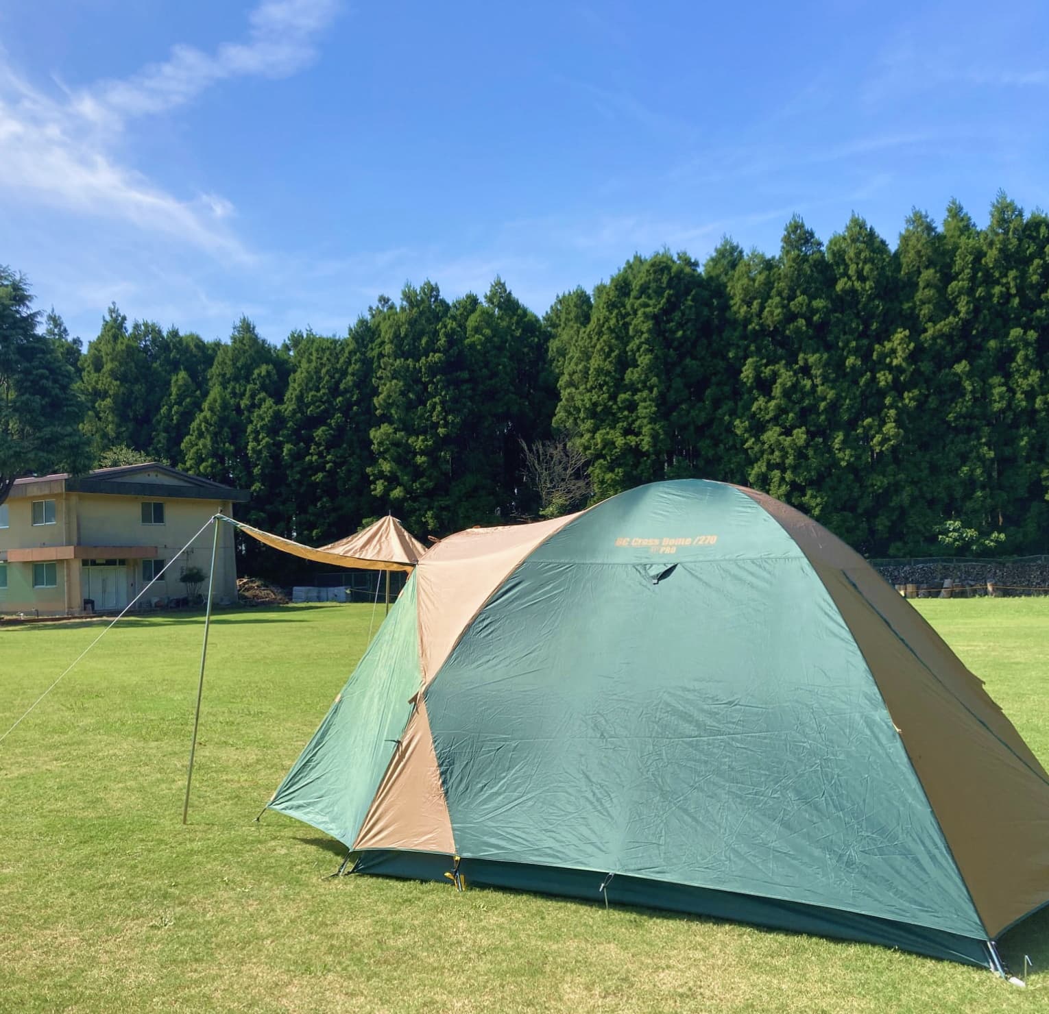 キャンプ場